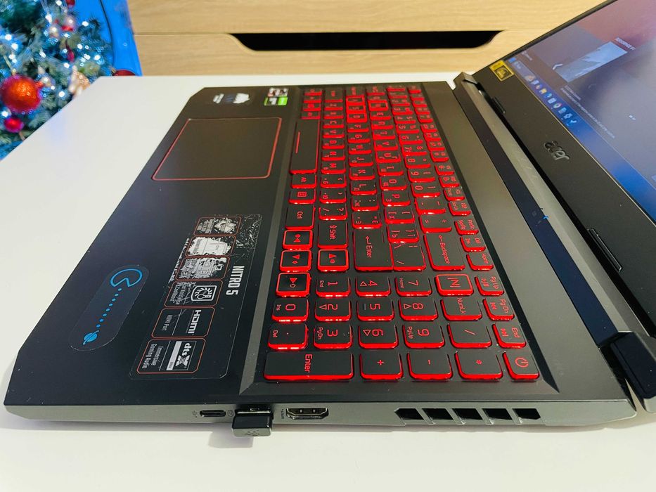 Ноутбук Acer Nitro 5 Ryzen 5 / 16RAM / 500SSD / GTX 1650Ti 4GB [144Hz]