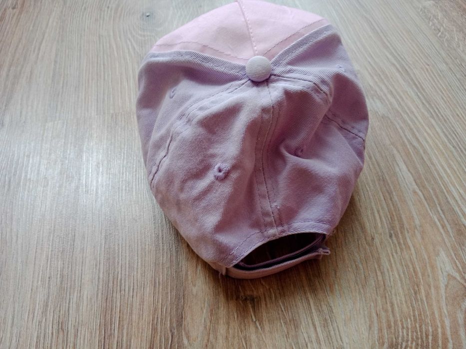 czapka z daszkiem dla dziewczynki