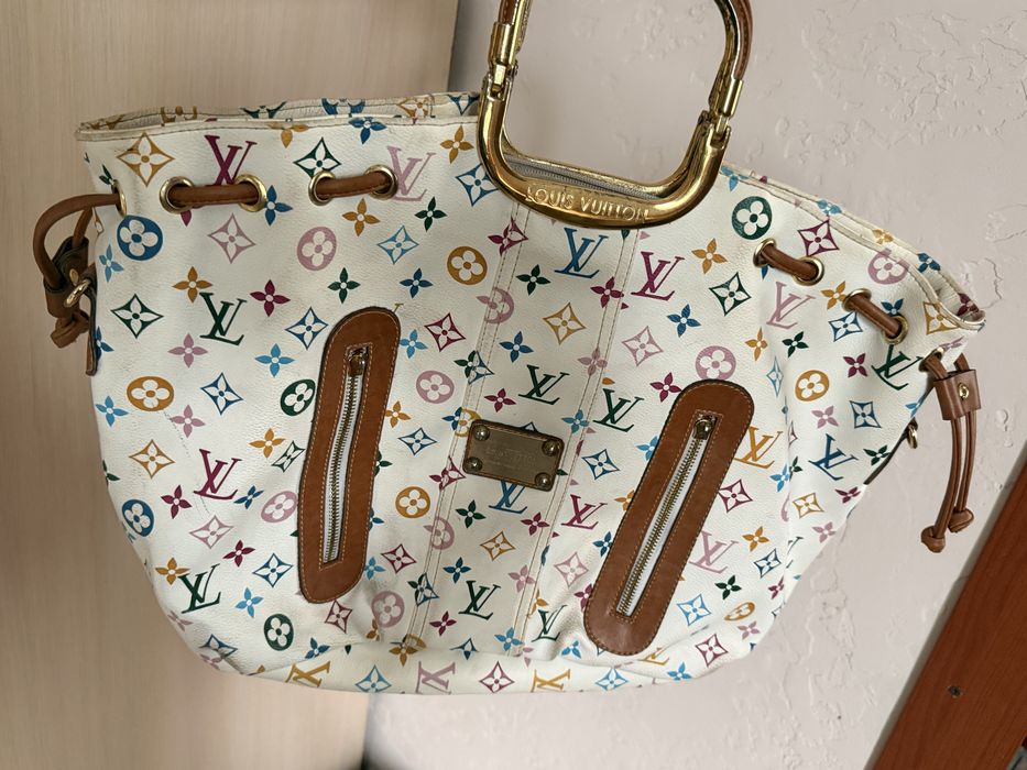 Белая женская сумка Louis Vuitton
