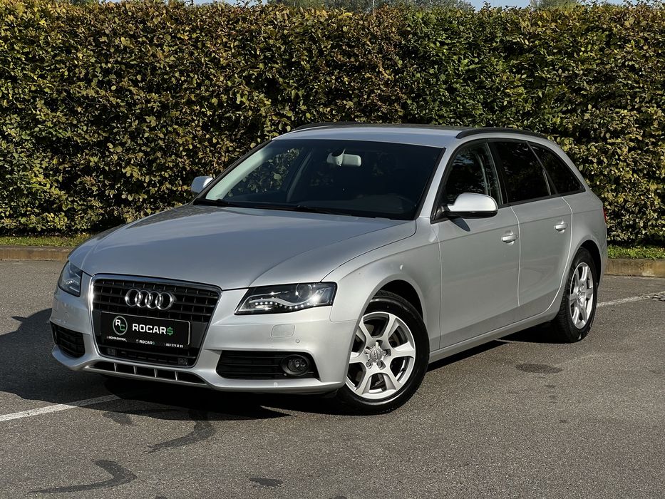 Audi A4b8 2011 рік 1.8 бензин