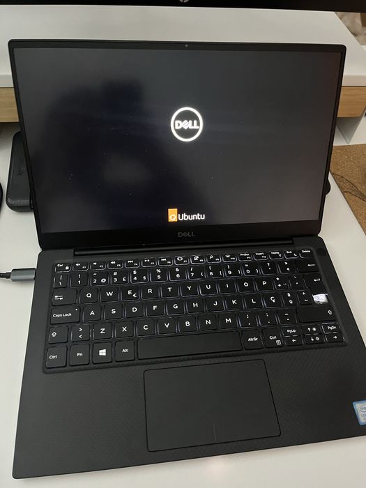 Dell XPS 13 9380 | RAM 16GB | i7-8565U | 512.1GB | Ubuntu 22.04.4 LTS64284592592769120