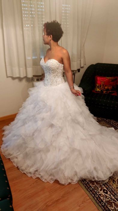 Fantástico vestido de noiva