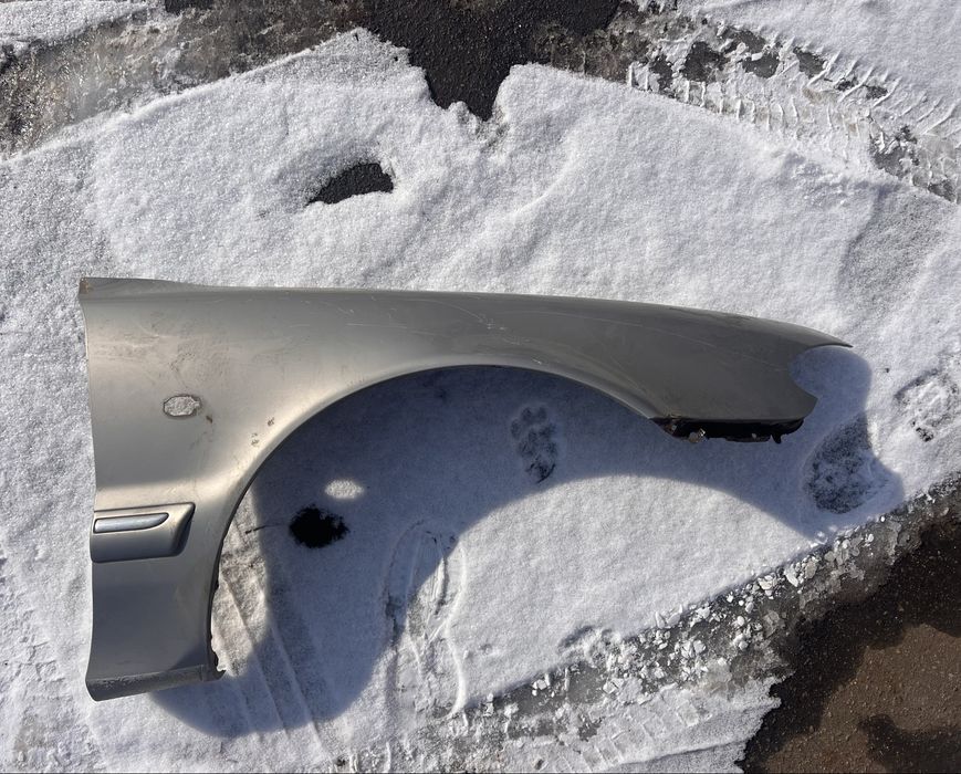 Правое крыло Hyundai Sonata 1998 - 1999 хюндай соната