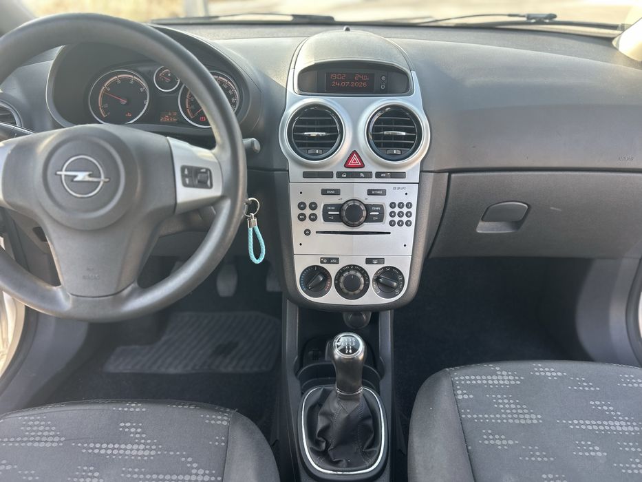 Opel Corsa 1.3CDTI '11