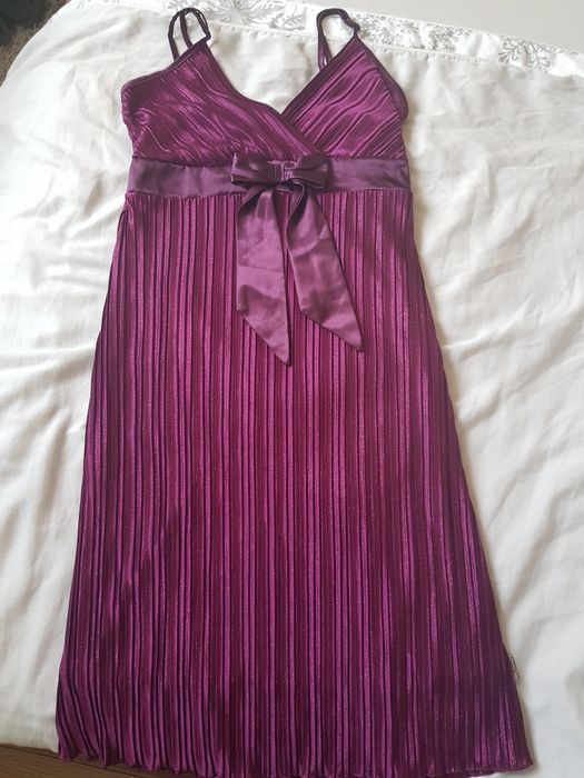 Sukienka na ramiączkach