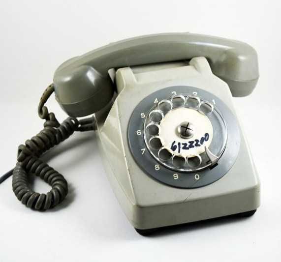 Telefone de castiçal antigo