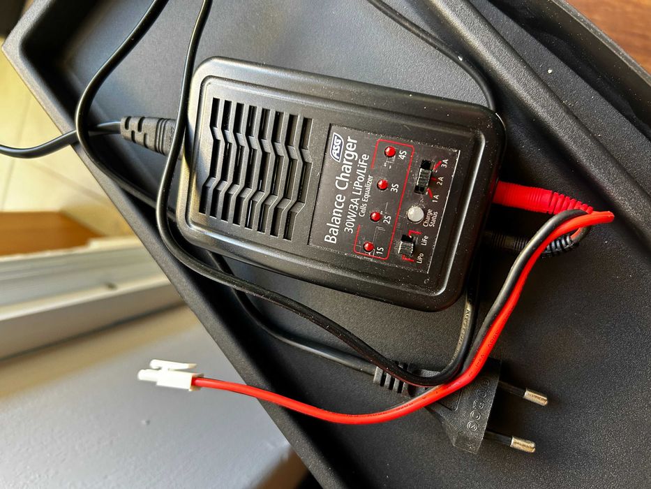 Réplica M4 Airsoft + material