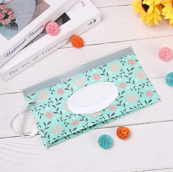 Large Wet Wipe Holder – New, Laminated – Delivery Available in Alfragide and Benfica64575339485825122