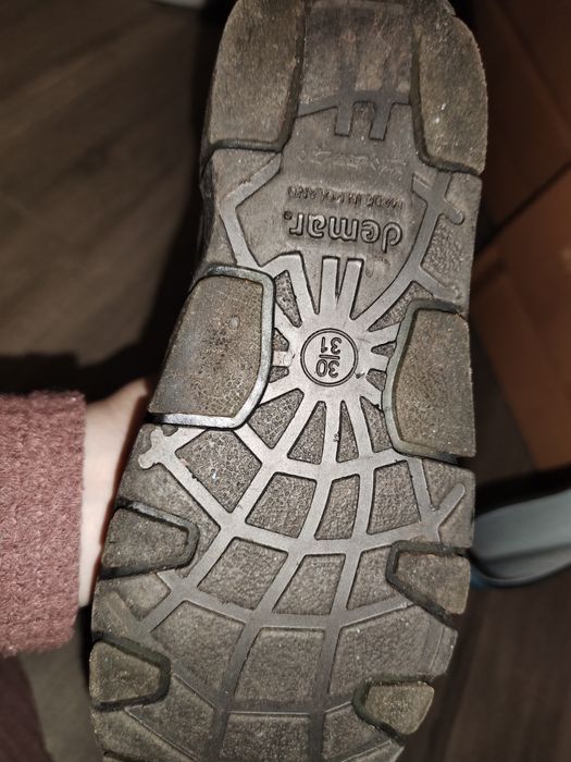 Продам резинові чоботи demar