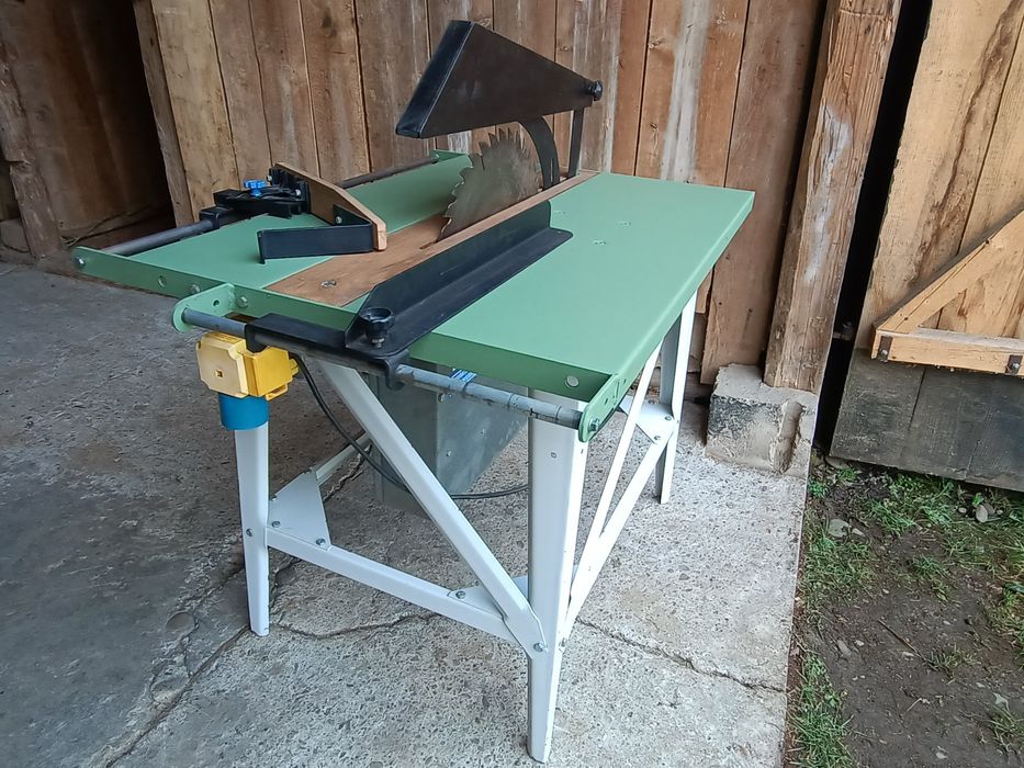 Mocna 3,1 kW Piła 230v stołowa krajzega cerkukatka cerkukatka