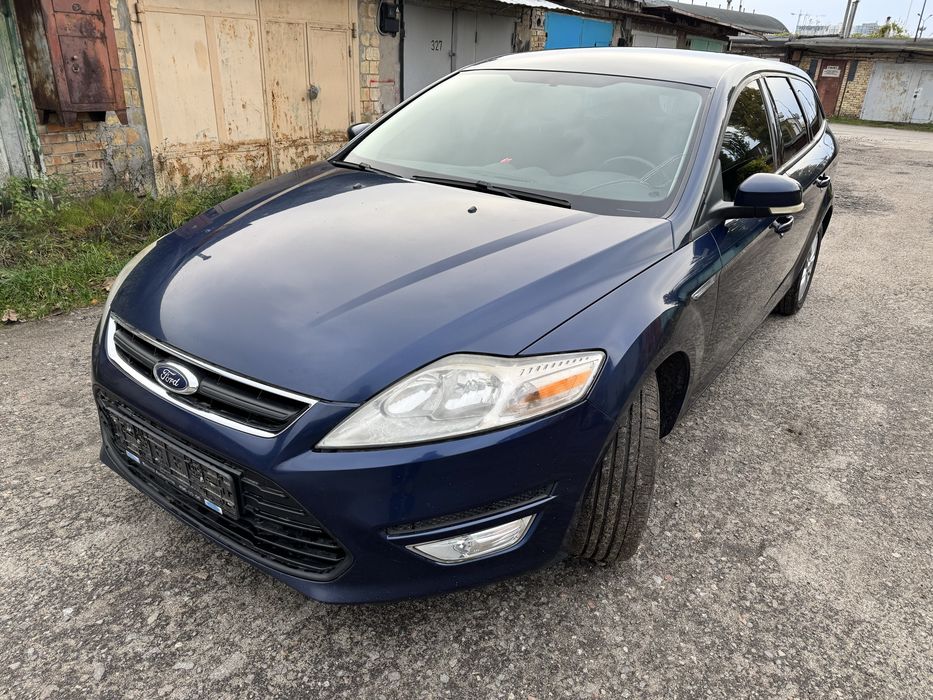 Ford Mondeo 2012 р. 1.6 бензин, універсал