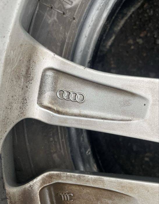 Продам комплект дисков Audi 5/112/18