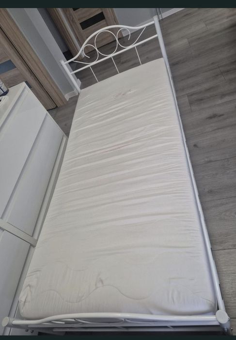 Lozko 90x200 białe