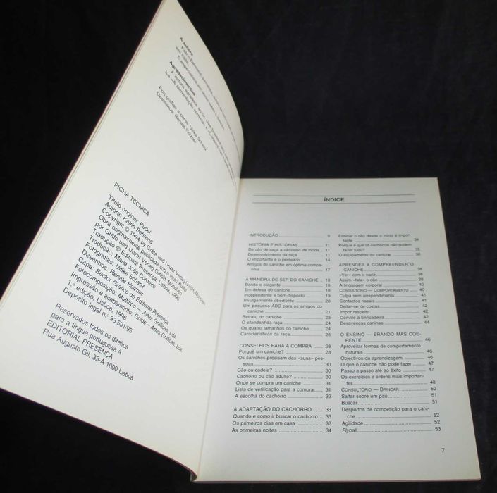 Livro O Caniche Katrin Behrend Colecção Habitat
