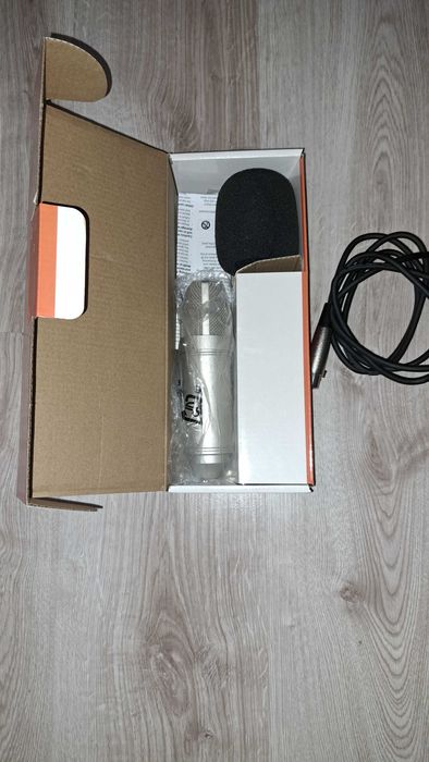 Mikrofon studyjny Tascam TM-80