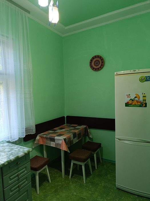 Продам нерухомість.