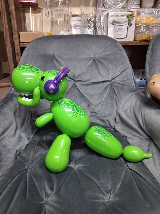 Інтерактивний динозавр Moosе Squeakee The Balloon Dino Сквікі