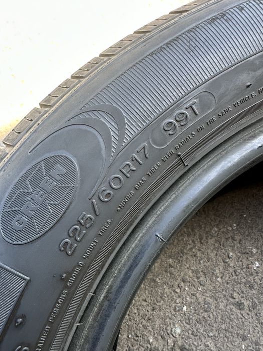 Шини 225 60 17 99T Michelin Defender XT пара