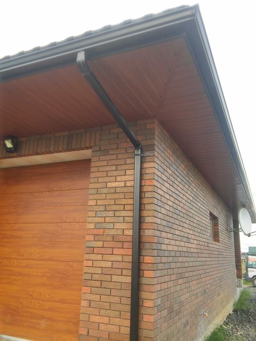 Безшовні водостоки/металеві відливи/ринви