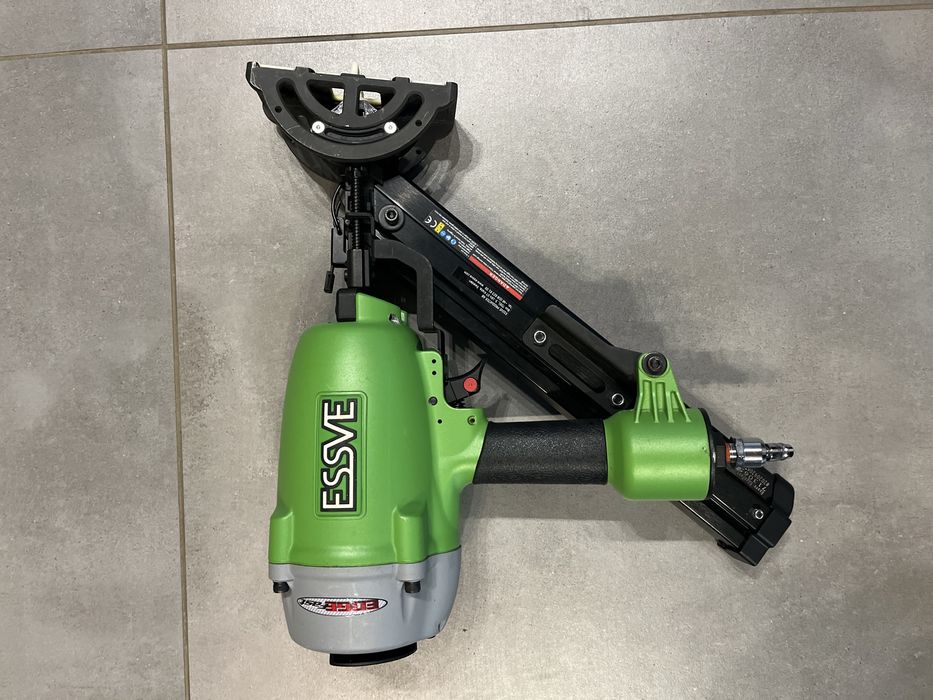 ESSVE EDGEFAST  - Pistolet-gwoździarka do ukrytego montażu  tarasu