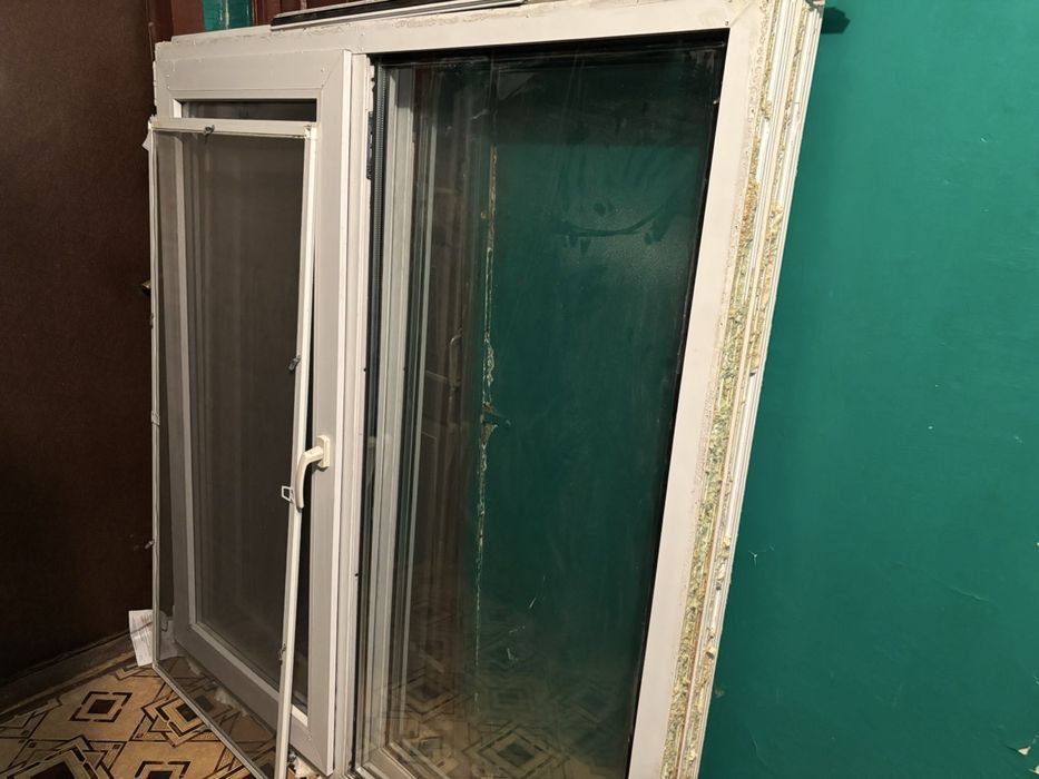 Продам пластикові вікна