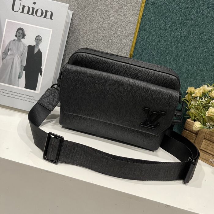 Saszetka nerka torba na ramie Louis Vuitton listonoszka bumbag torebka
