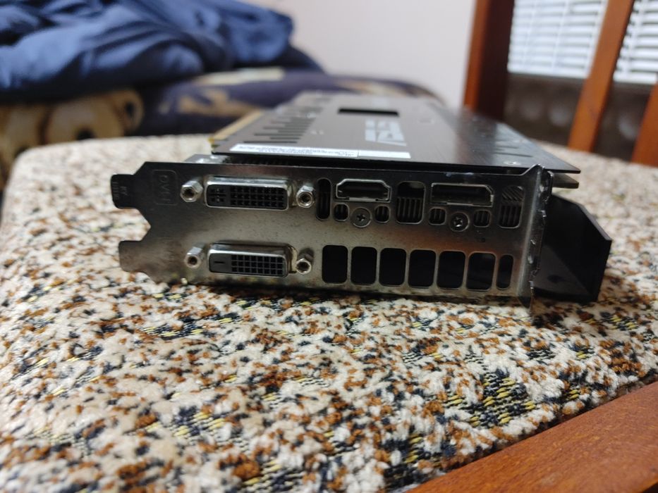 Породам відеокарту asus r9 380x 4gb 256bit