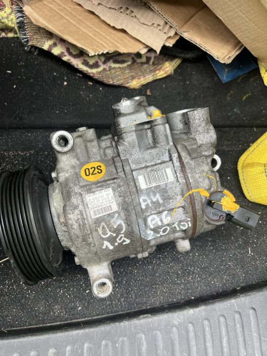 Sprężarka klimatyzacji 2.0TDI audi A4 A6 A7 A8 4G0260805D