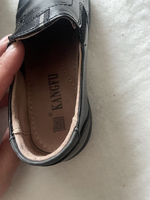 Шкіряні туфлі