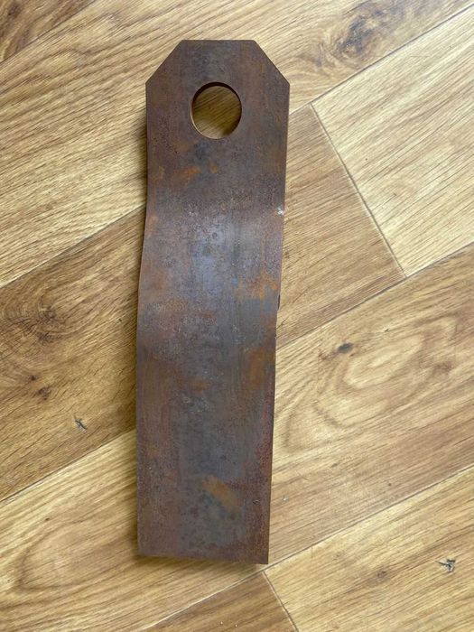 Ніж косарки садової