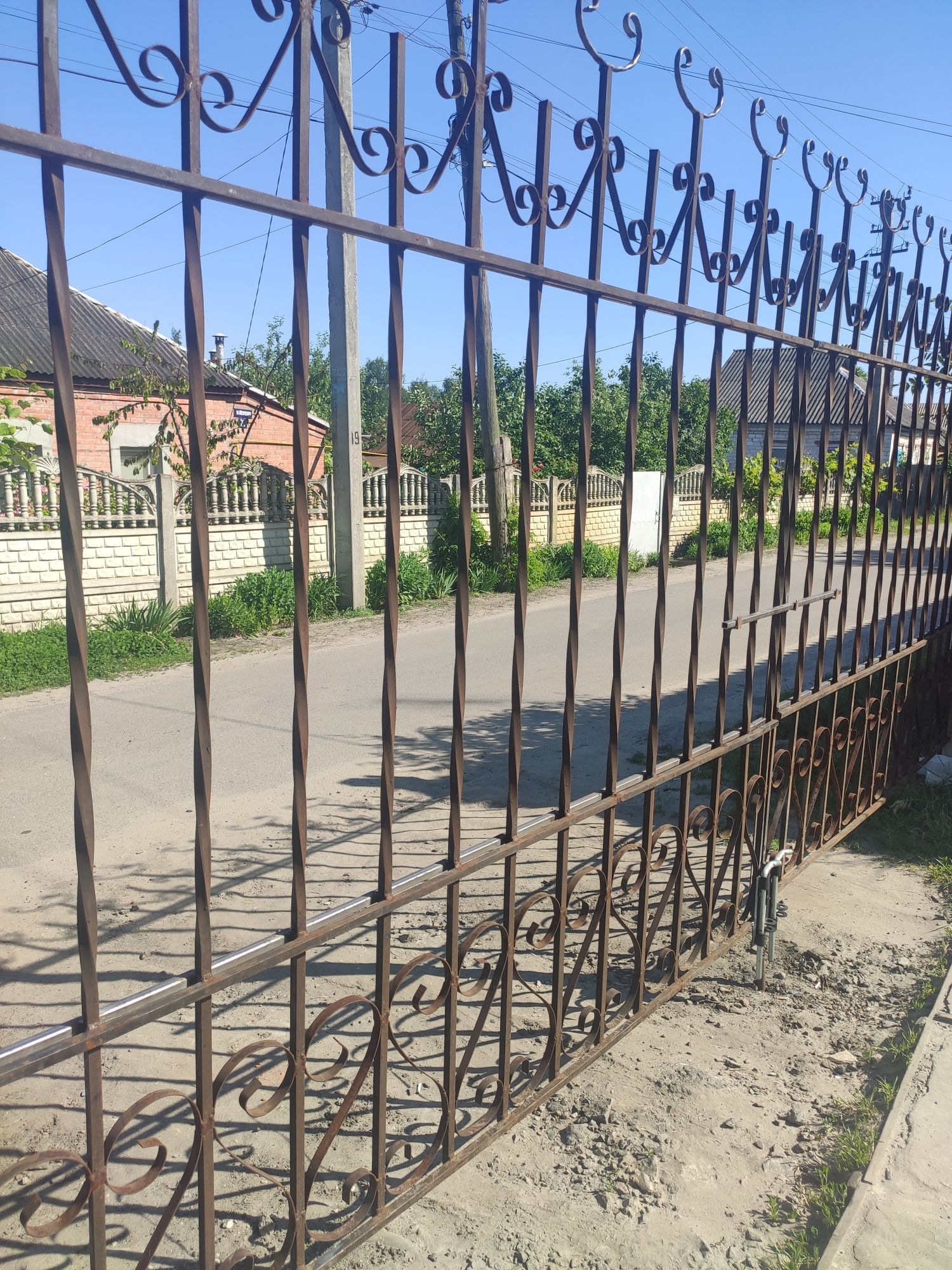 Металлические коварные секции забора: 4 000 грн. - Сад / город Зміїв на Olx