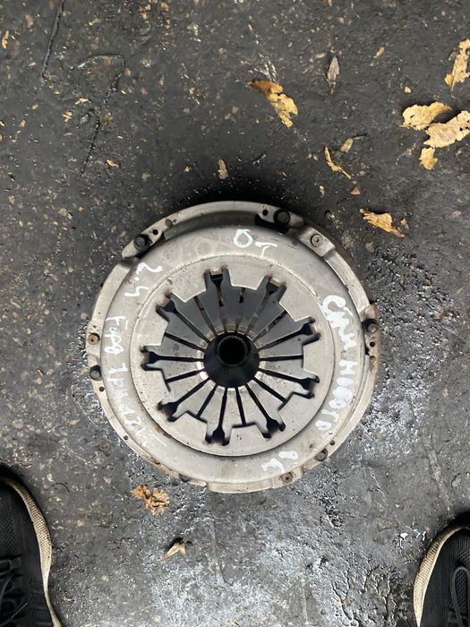 Щеплення форд транзит 2.4турбо/2.0/2.2 демферне маховик корзина фередо