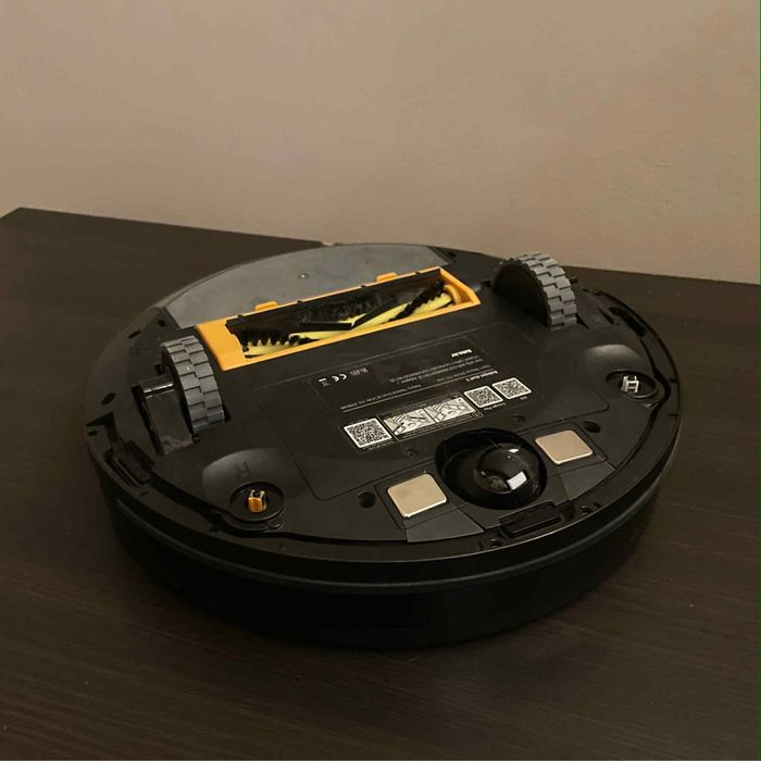 Robot sprzątający RoboJet Duel 3