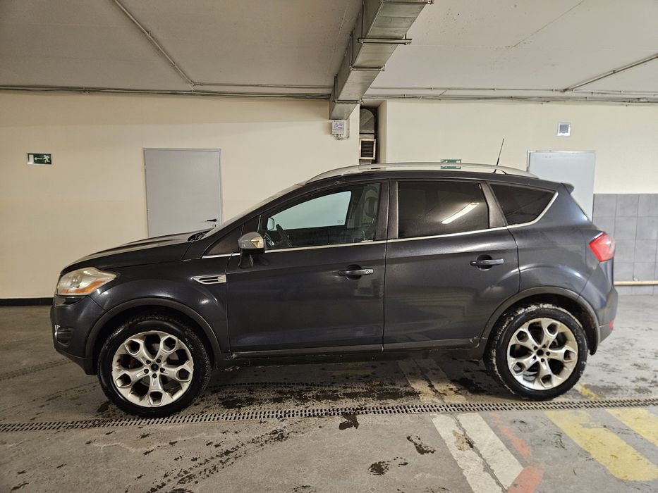 Ford Kuga 2.0 TDCI skóry, panoramiczny dach