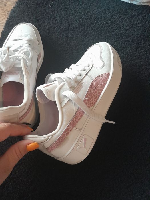 Adidasy Puma dla dziewczynki