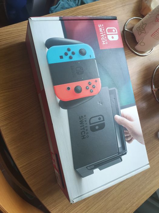 Switch v1 bem estimada c/ caixa original