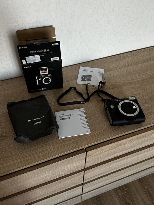 Фотокамера Fujifilm INSTAX Square SQ40 Black (16802802)