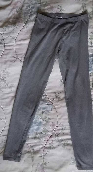 Leginsy szare i czarne w jednej cenie rozmiar S