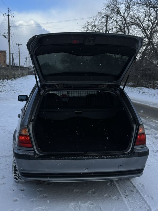 Продам БМВ 320 на автоматі