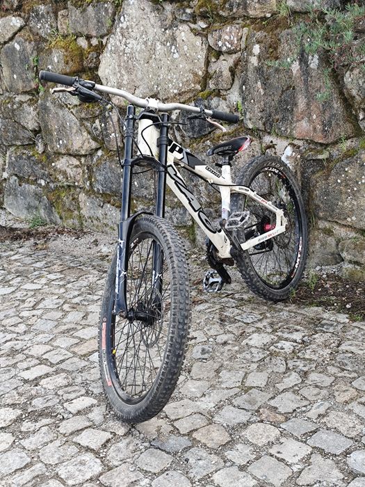 Bike dirt jump/dh