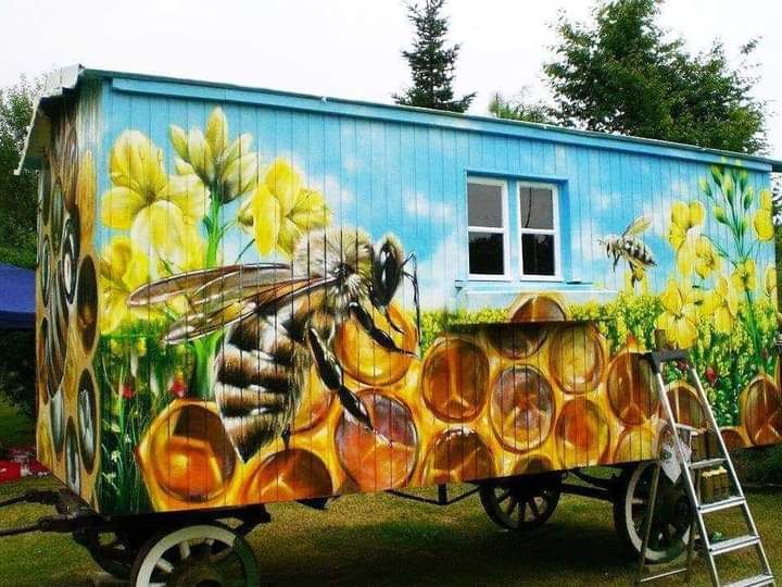 Воскова міль, прополюс, бджолиний підмору.