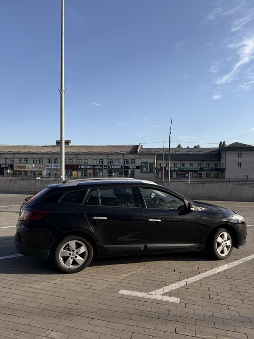 Renault Megane 2011 VIN VF1KZ1G0644447981 фото оголошення 6 з 8