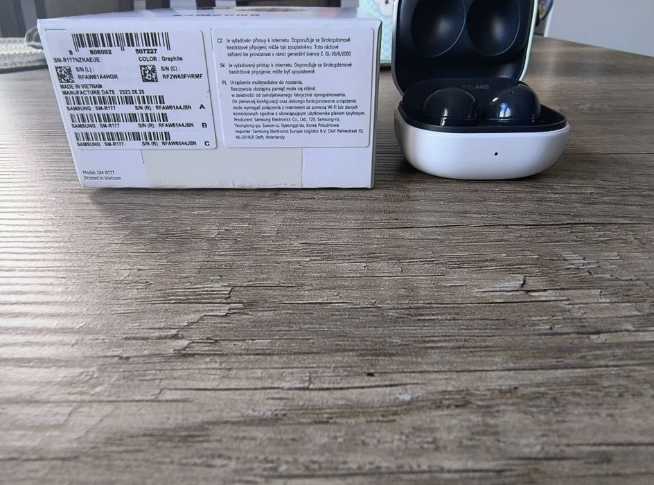 słuchawki douszne Grafitowe Samsung Galaxy buds2 - nowe!