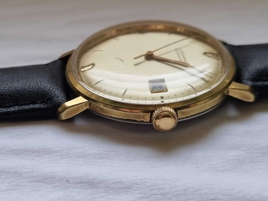 Zegarek męski Junghans w automacie