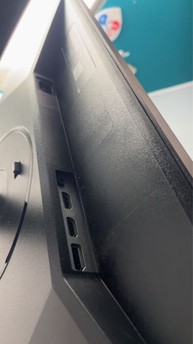 Monitor AOC 27” 180hz 0.5 ms