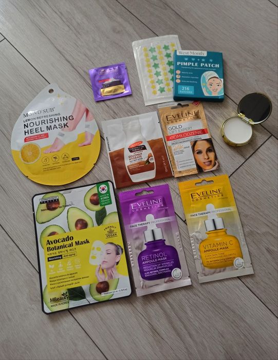 Zestaw nowych kosmetyków do pielęgnacji