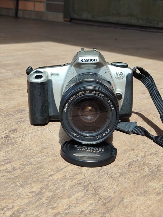 canon ef 35 80mm - купити фототехніку, відеотехніку - Ціна на OLX.ua