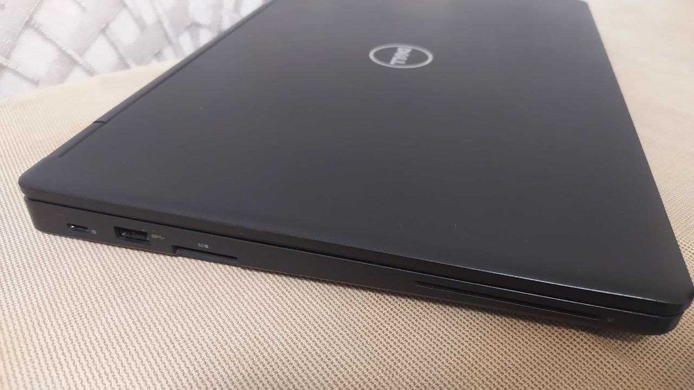 Dell Latitude 5480 i5 / 8GB / 128 GB SSD