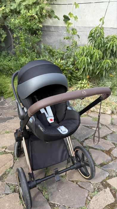 Продам автокрісло Cybex CLOUD Z i-SIZE + база Base Z
