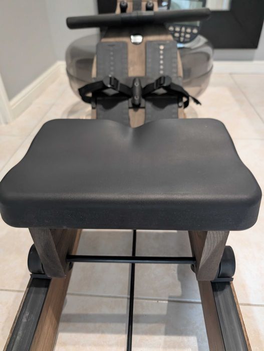 Remo WaterRower em madeira de nós